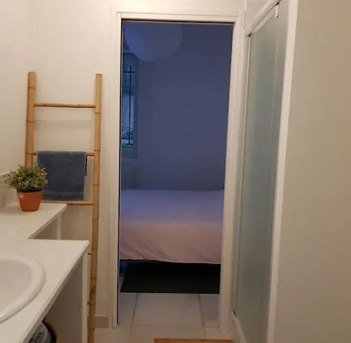 T2 Avec Jardin Privatif 3 Etoiles Апартаменты Мезе